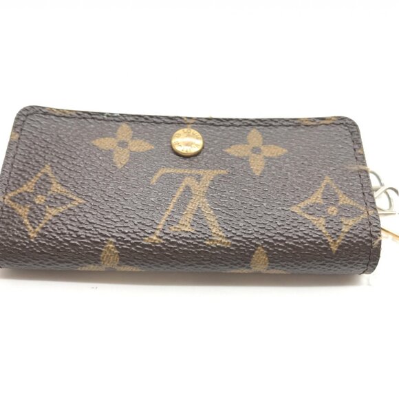 Louis Vuitton Key Case - Picture 5 of 7